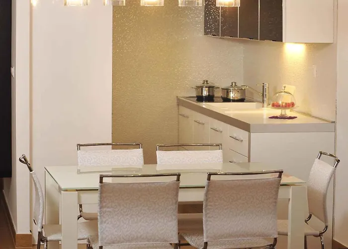 In Rogoznicko - Sibenik Riviera 36447 * Zecevo